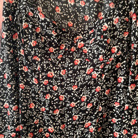 Pretty Little Things Plus Size Womens feminine floral dress with slits size 16 - Picture 7 of 14